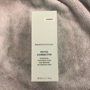 SkinCeuticals Soothing Fluid with White Packaging